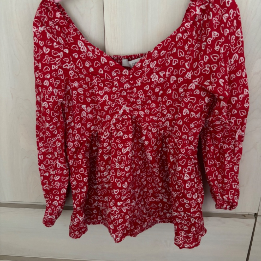 Valentine’s Sale! New Loft Red Heart Pattern Smocked Blouse